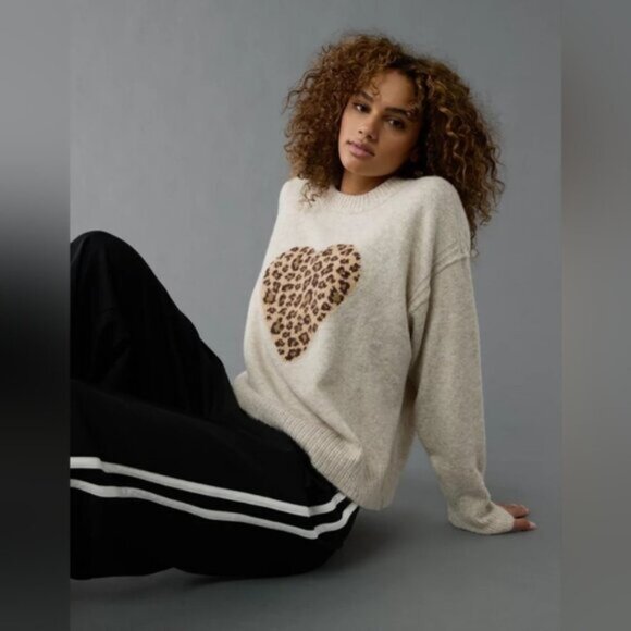 American Eagle Outfitters Sweaters - American Eagle Whoa So Soft Leopard Heart Crew Chunky Cozy Neck Sweater XL